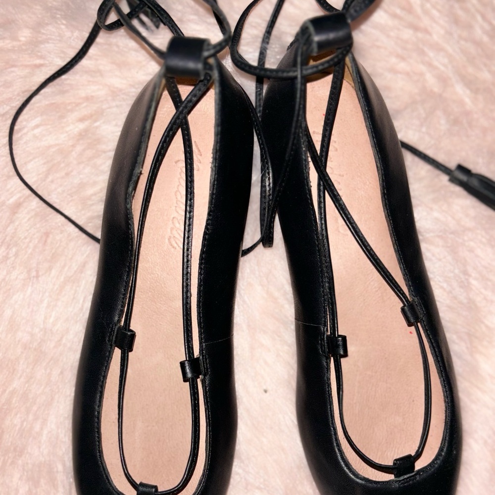 Madewell Leather Black Lace Up Flags, never worn